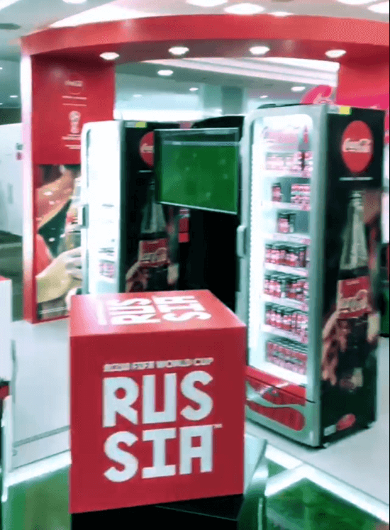 Coca-Cola анонсировала скорое появление “умных холодильников” в российских сетях.