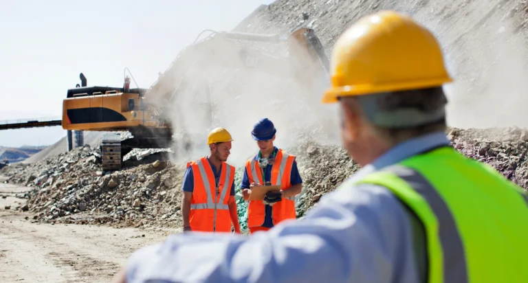 Контроль спецтехники для экономии миллионов: кейс «ДорСтрой-36» и ГдеМои